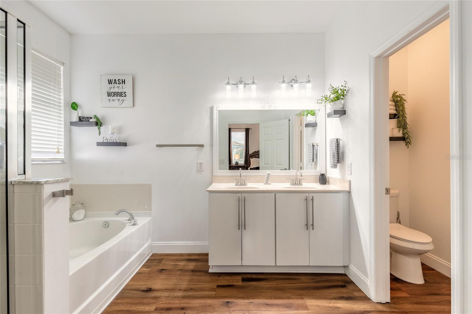 Image 6 of 48 For 3532 Harlequin Drive