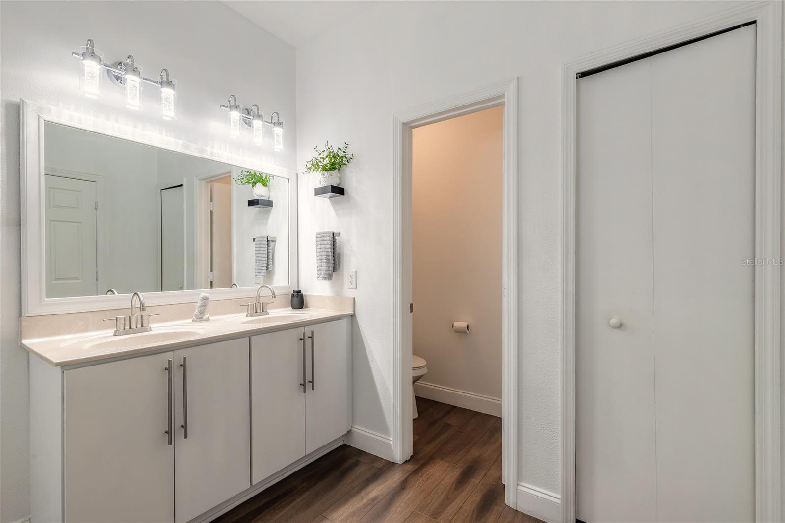 Image 8 of 48 For 3532 Harlequin Drive