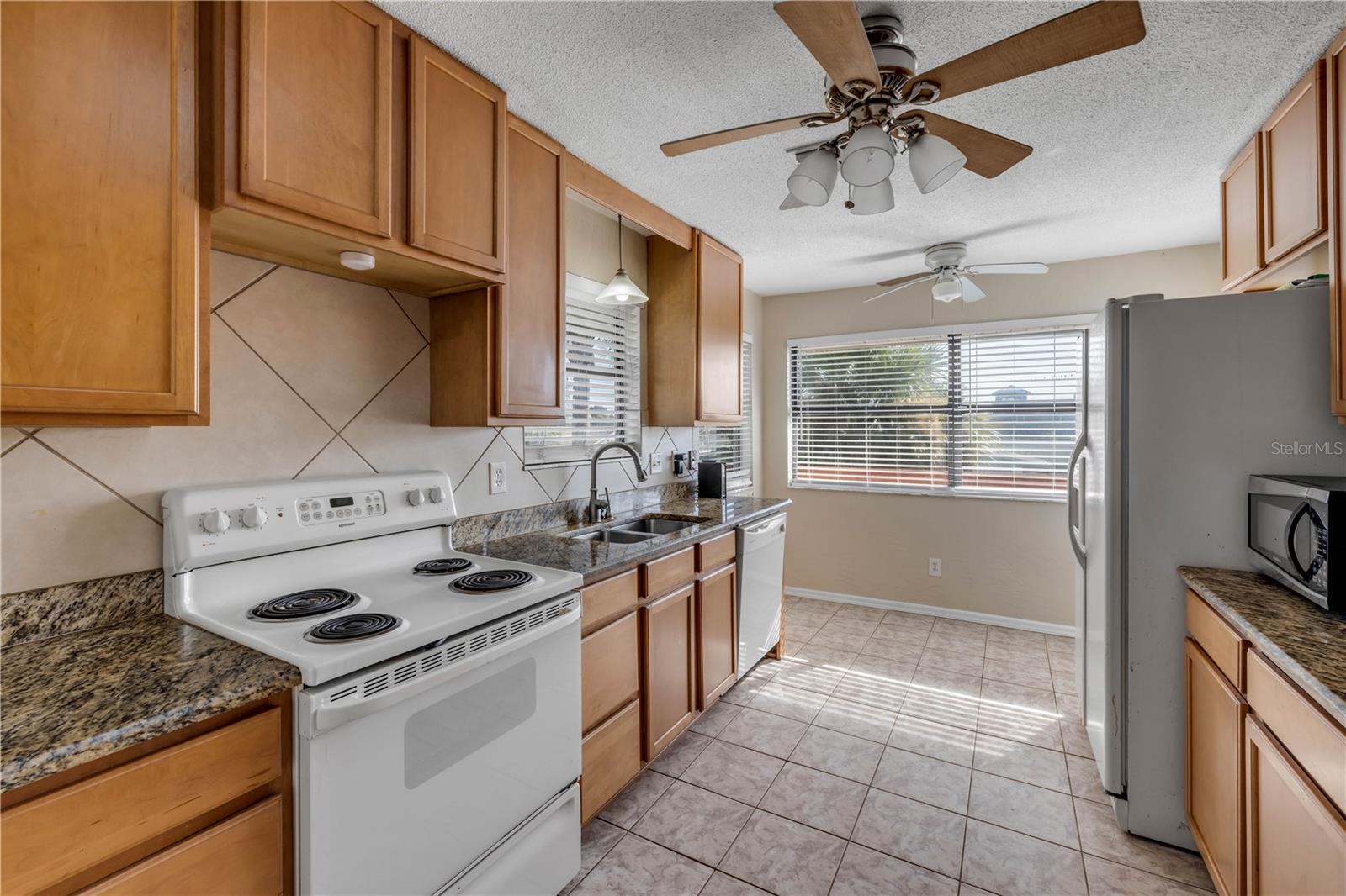 Image 13 of 38 For 4636 Katy Drive