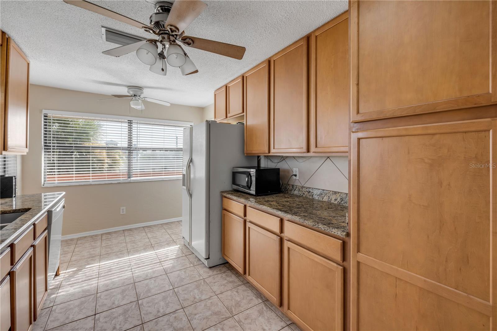 Image 14 of 38 For 4636 Katy Drive