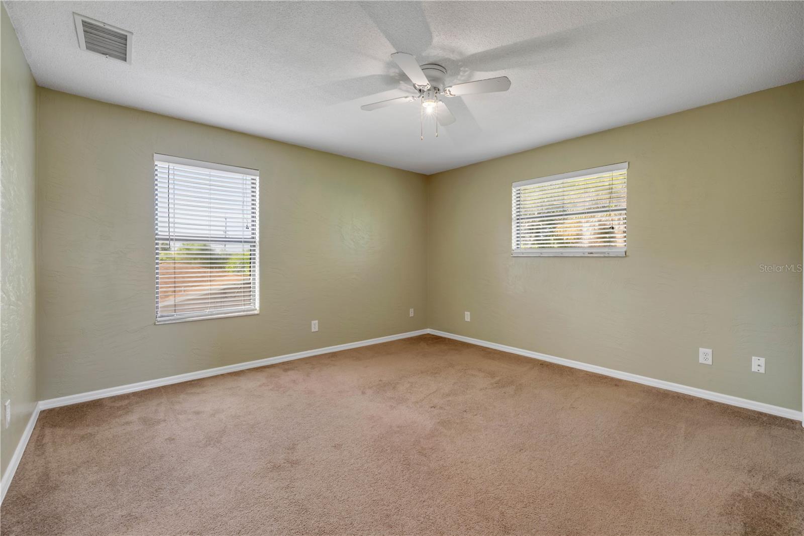 Image 18 of 38 For 4636 Katy Drive
