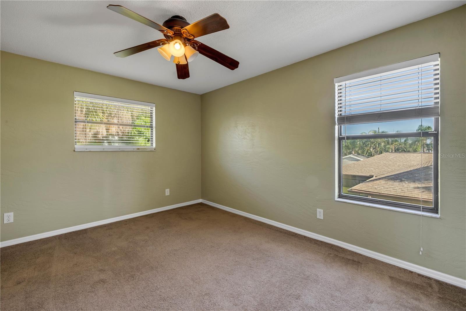 Image 21 of 38 For 4636 Katy Drive