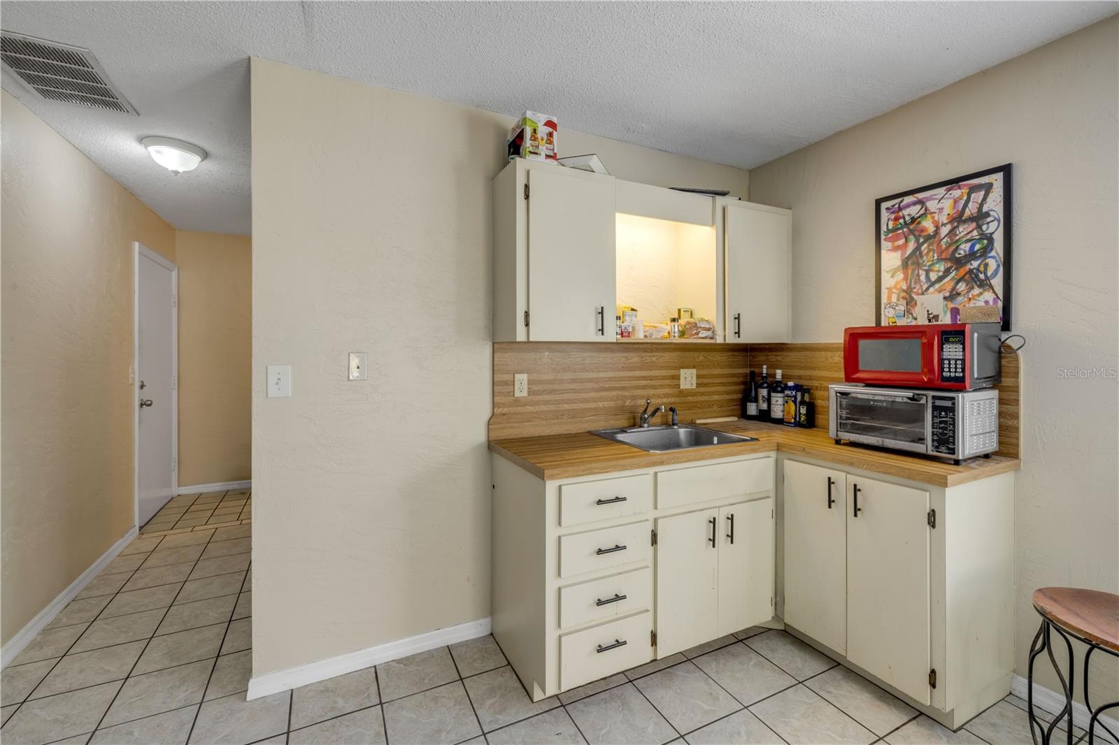 Image 25 of 38 For 4636 Katy Drive