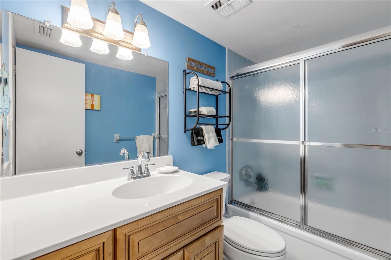Image 13 of 21 For 4151 Atlantic Avenue 3170