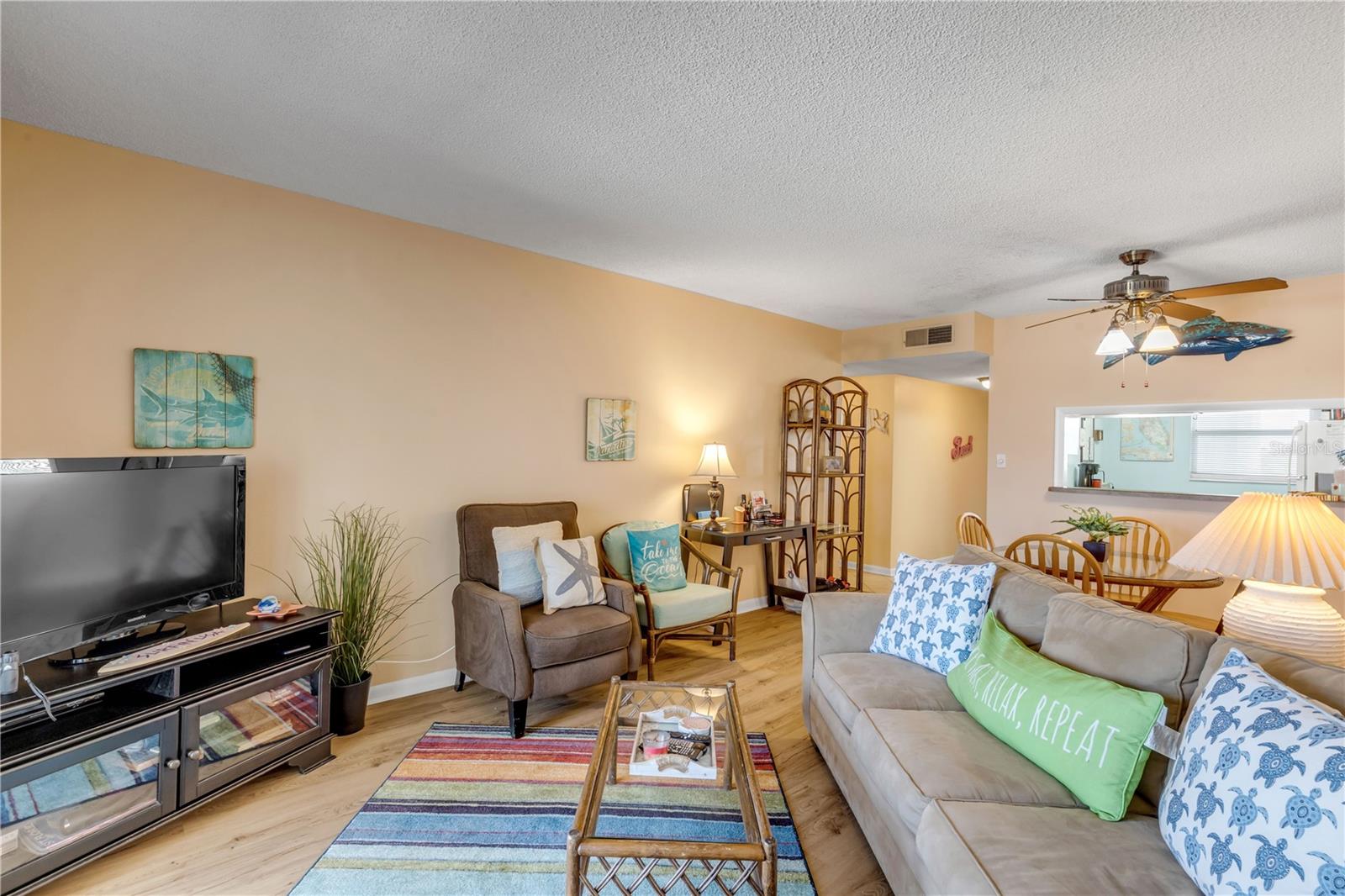 Image 9 of 21 For 4151 Atlantic Avenue 3170