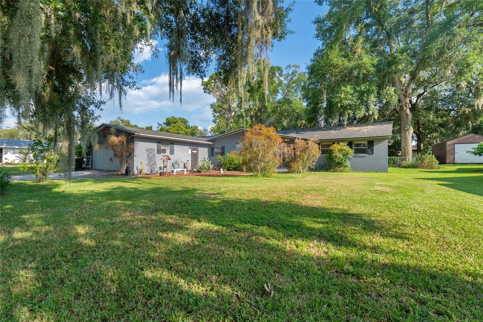 Image 2 of 20 For 306 Grimes Drive