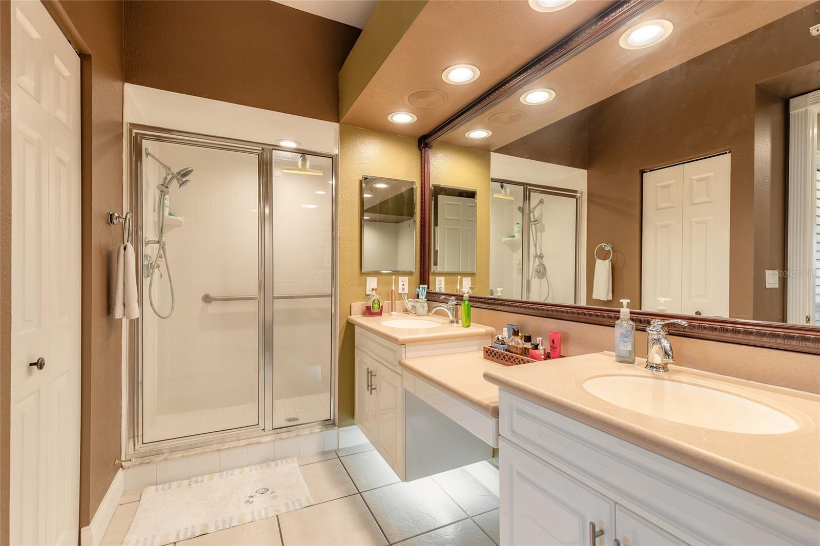 Image 18 of 57 For 4624 Harbour Village Boulevard 4407