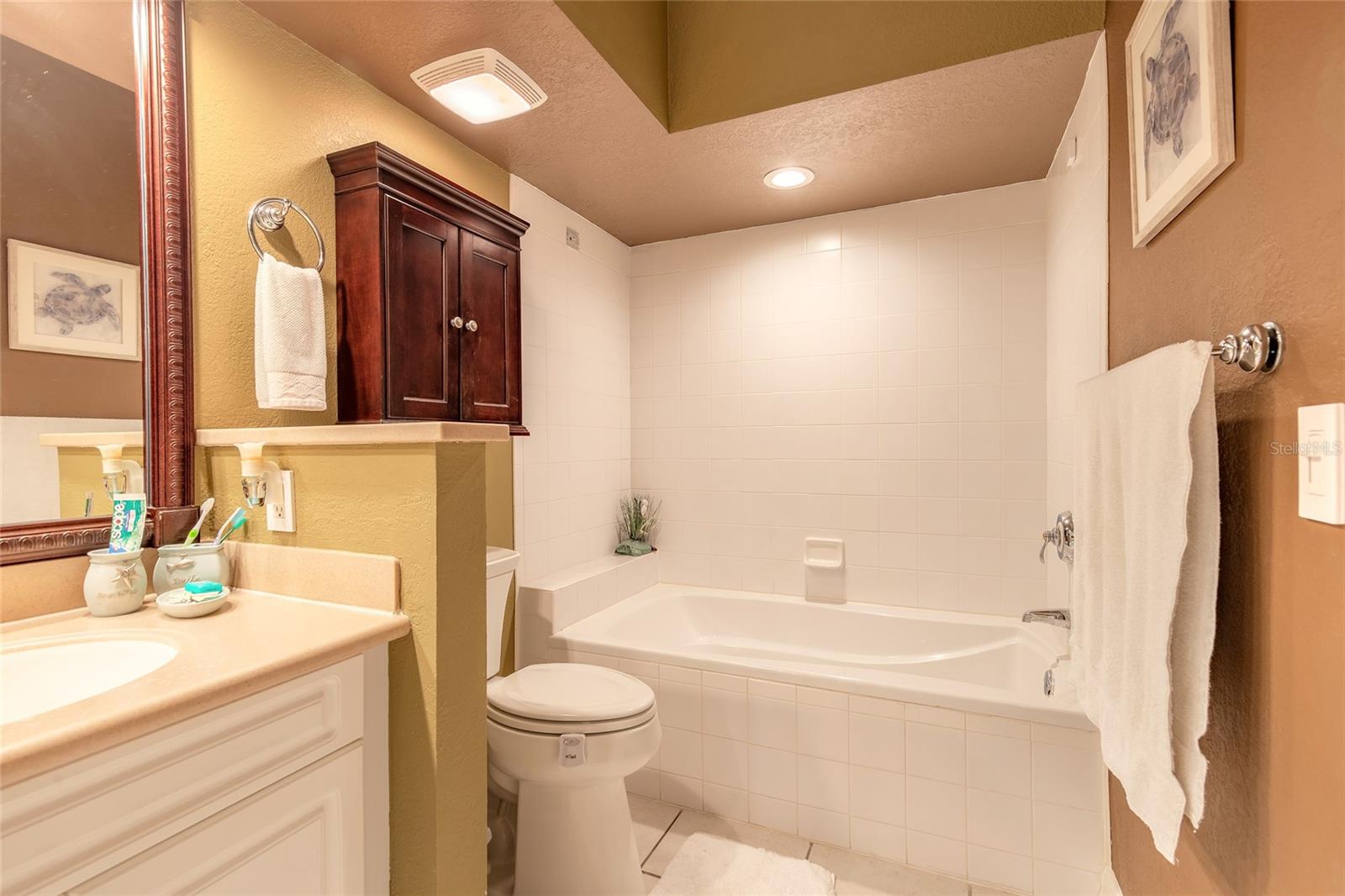 Image 25 of 57 For 4624 Harbour Village Boulevard 4407