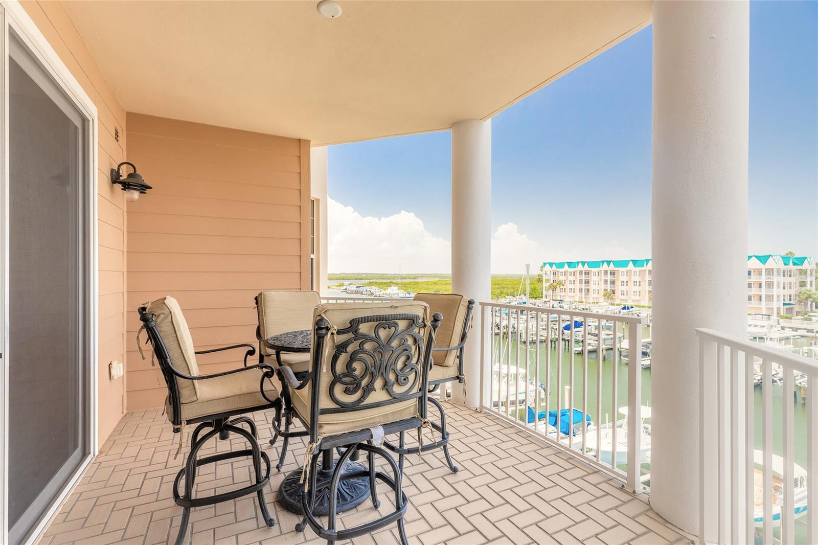 Image 28 of 57 For 4624 Harbour Village Boulevard 4407