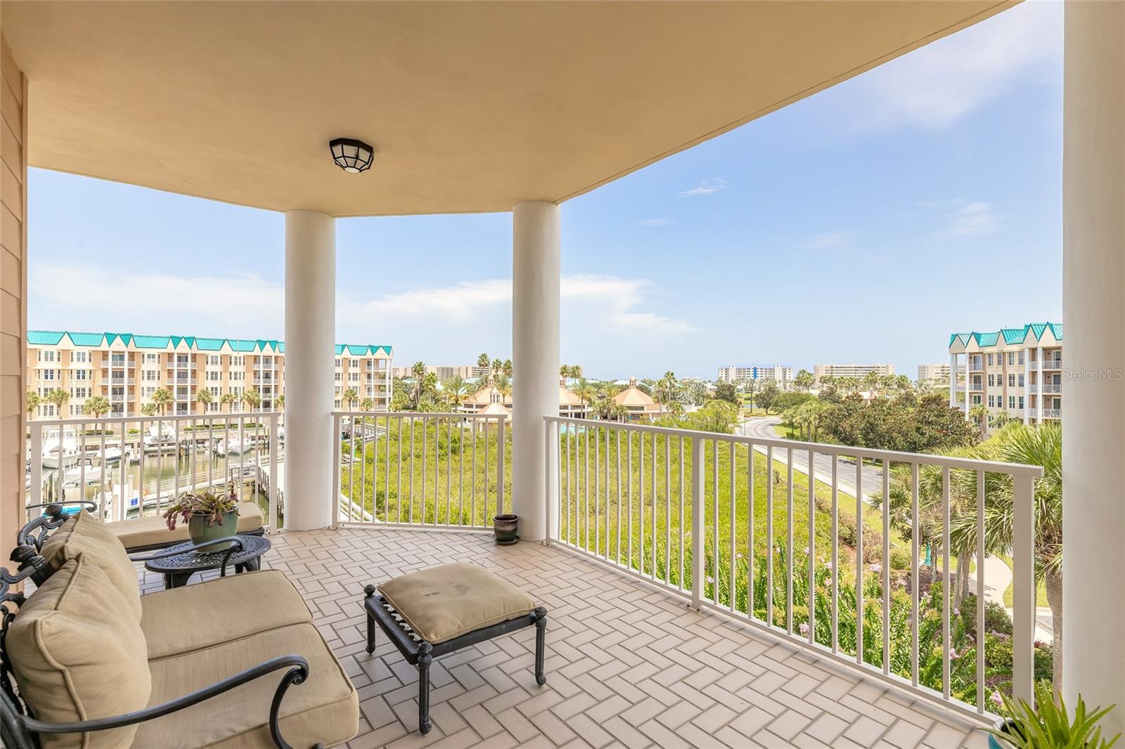 Image 31 of 57 For 4624 Harbour Village Boulevard 4407