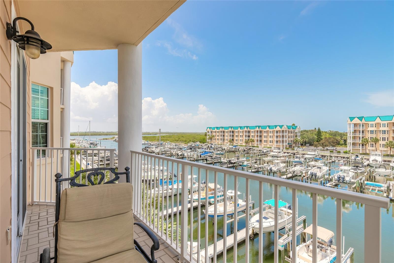 Image 33 of 57 For 4624 Harbour Village Boulevard 4407