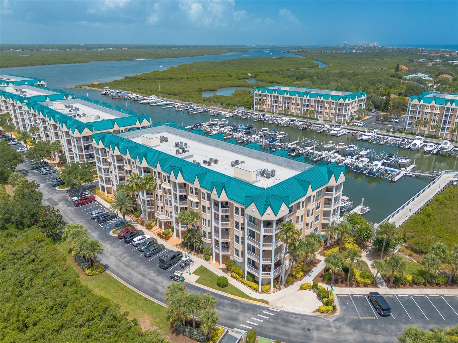 Image 39 of 57 For 4624 Harbour Village Boulevard 4407