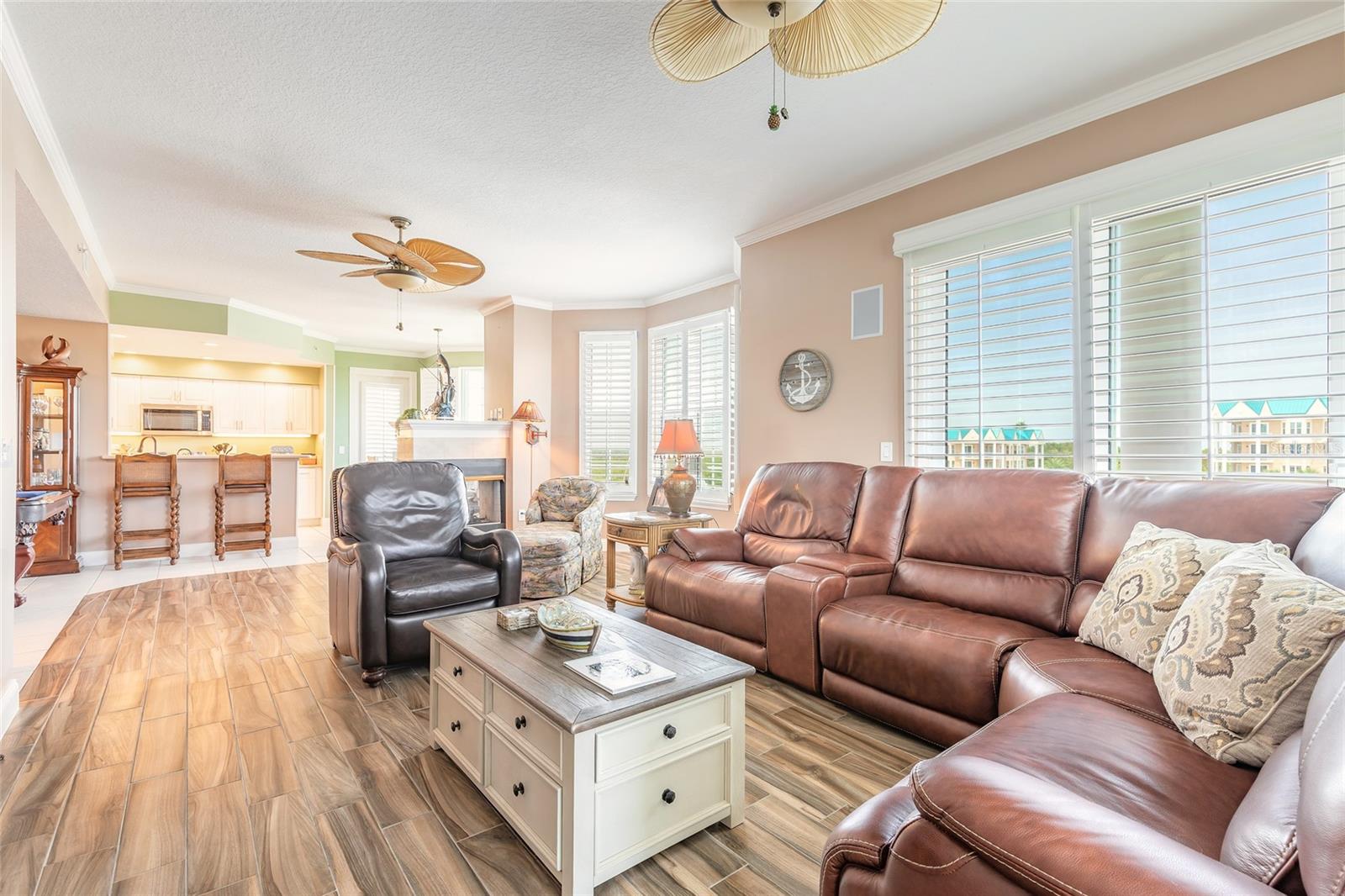 Image 6 of 57 For 4624 Harbour Village Boulevard 4407