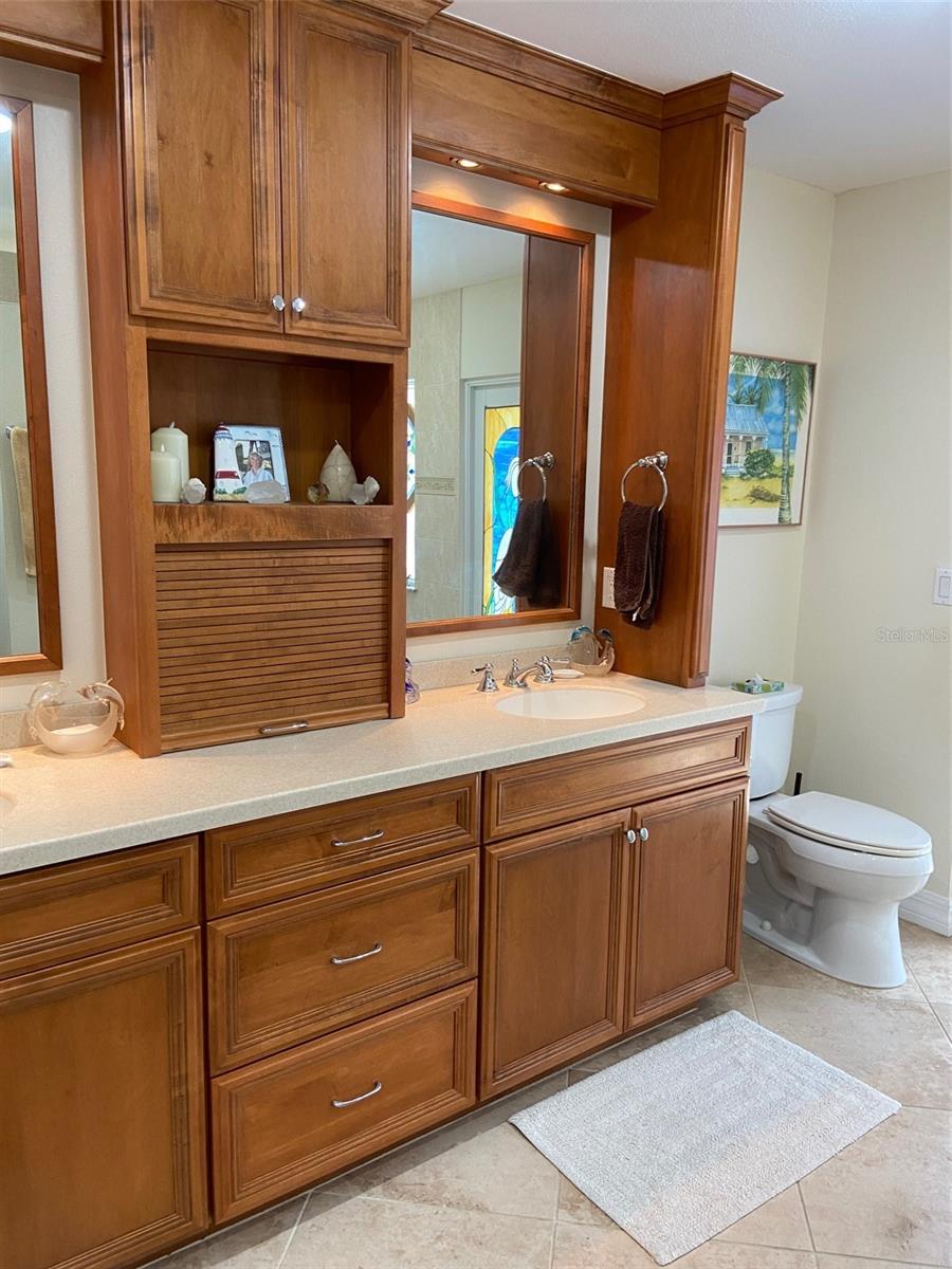 Listing photo id 16 for 262 Fry Terrace Se