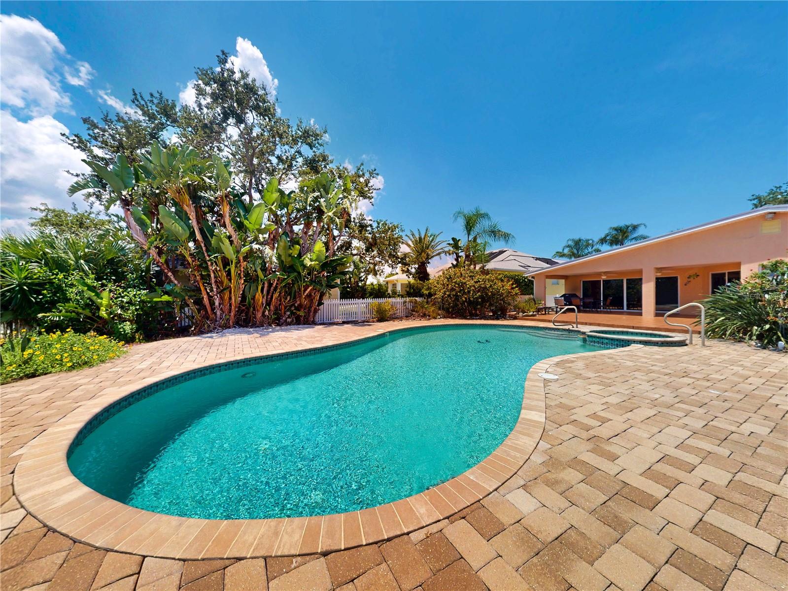 Image 3 of 76 For 33 Cunningham Drive