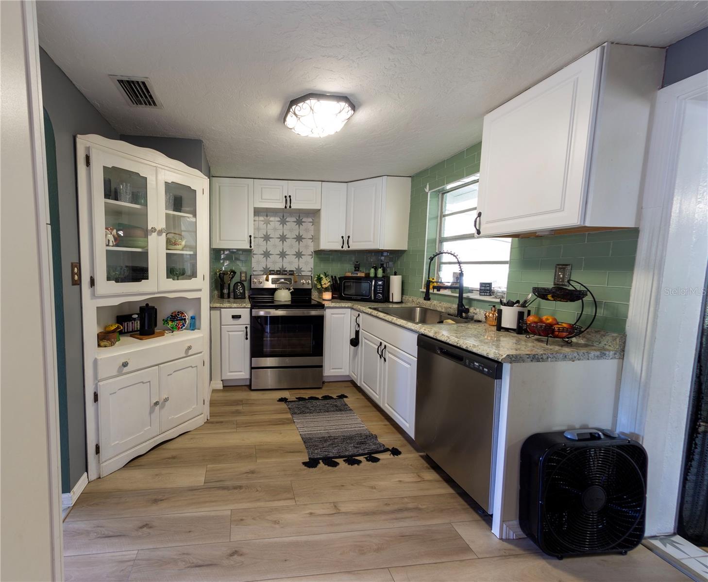 Image 7 of 26 For 602 Flagler Avenue