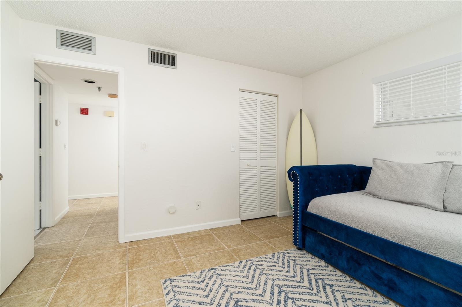 Image 21 of 36 For 1051 Ocean Shore Boulevard 1103