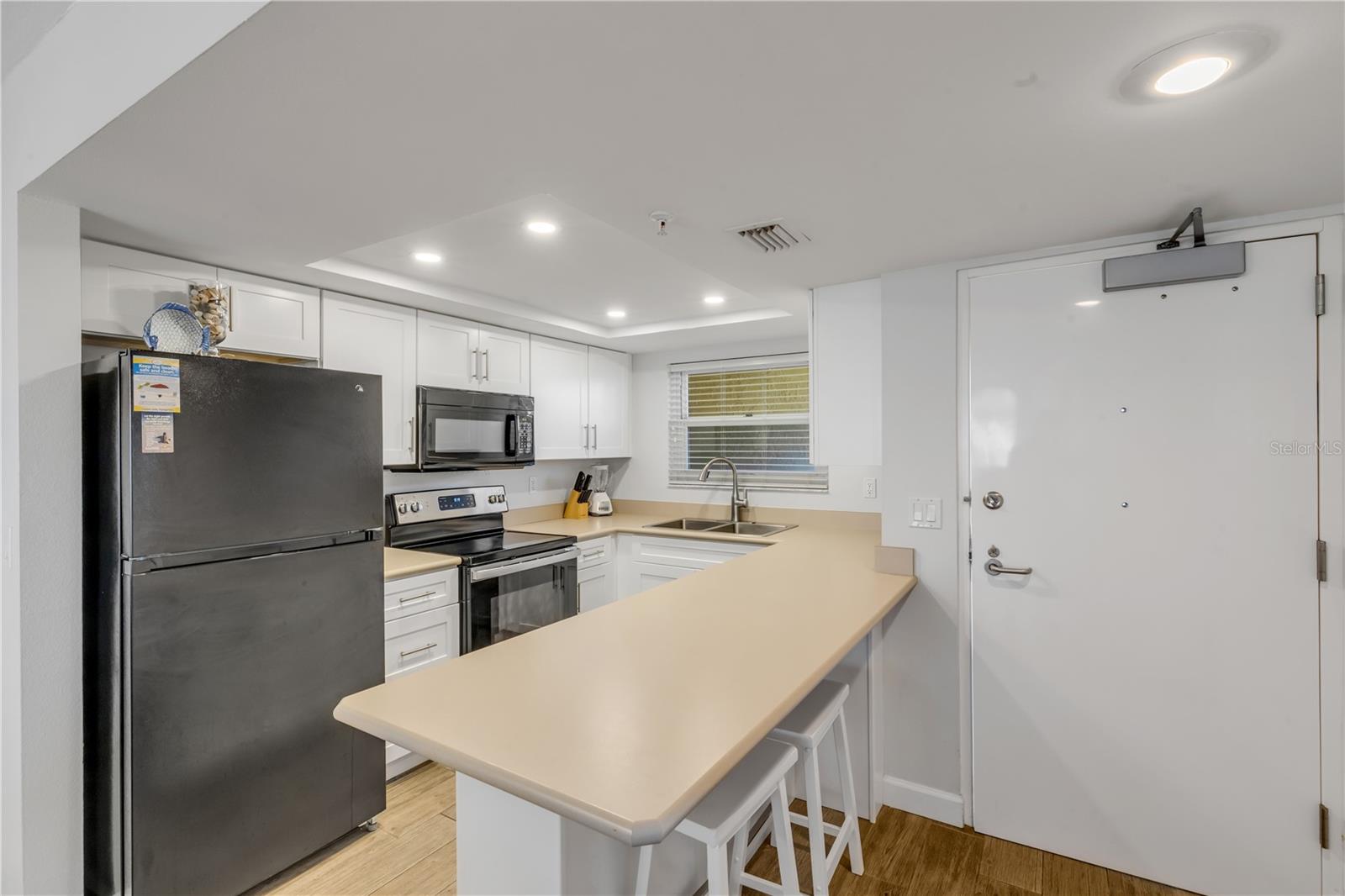 Image 10 of 35 For 425 Atlantic Avenue 304