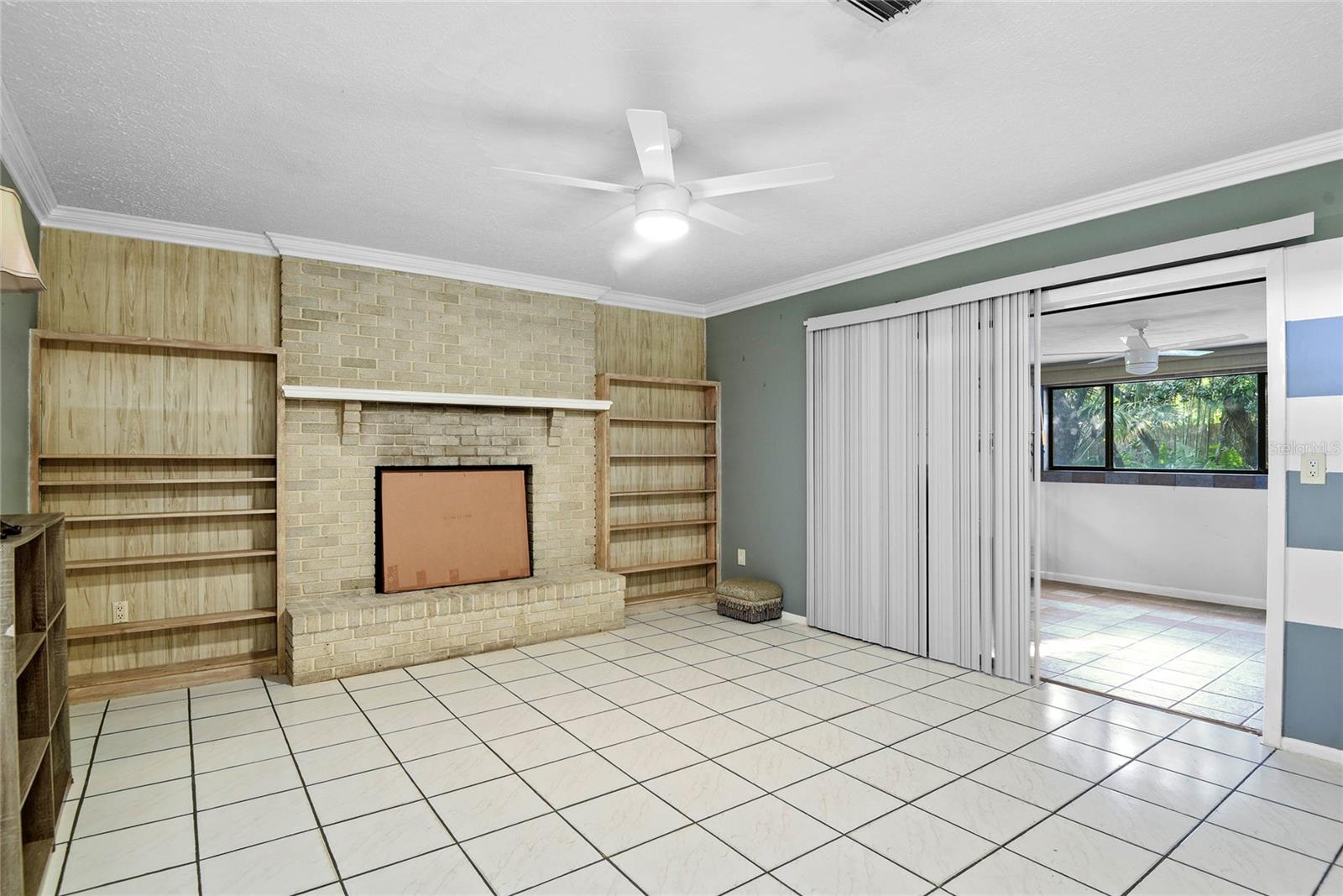 Image 11 of 21 For 1311 Beacon Street