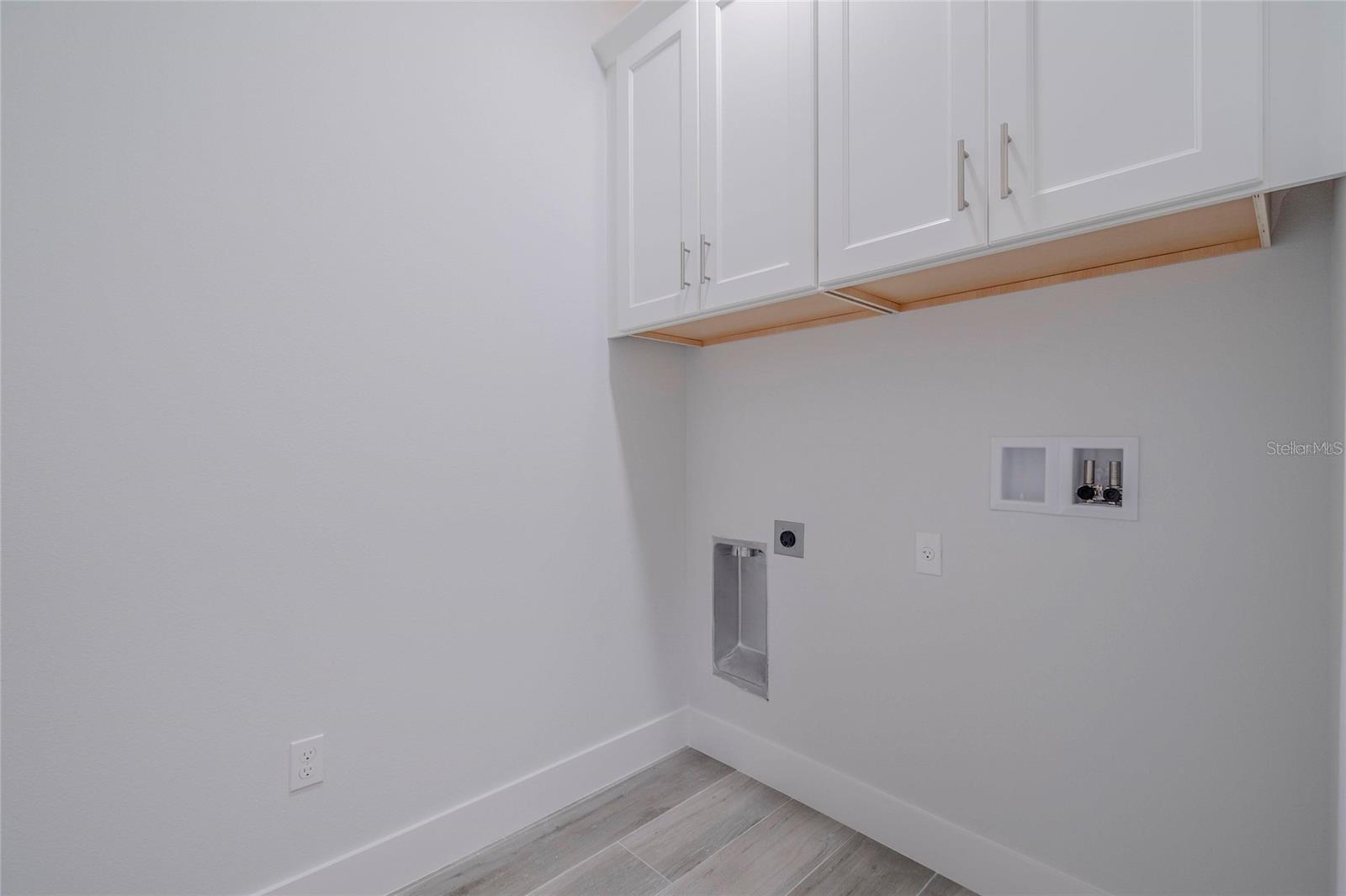 Image 33 of 50 For 2820 Isles Way