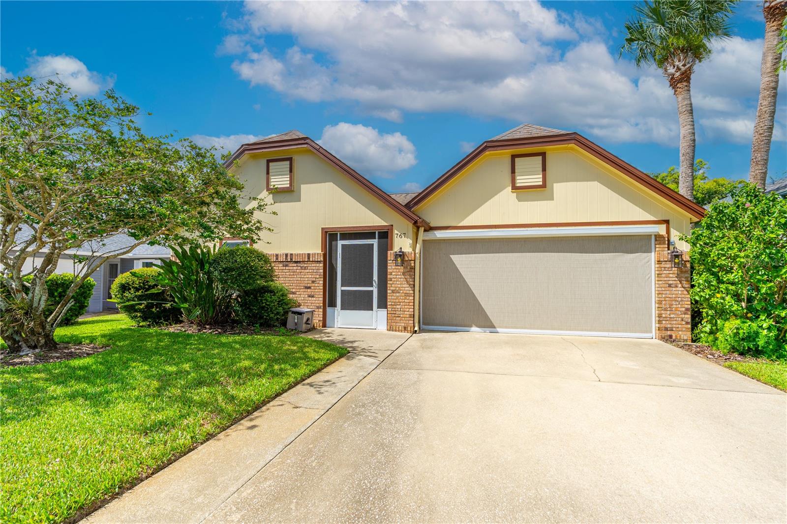 Image 27 of 42 For 767 Pine Shores Circle