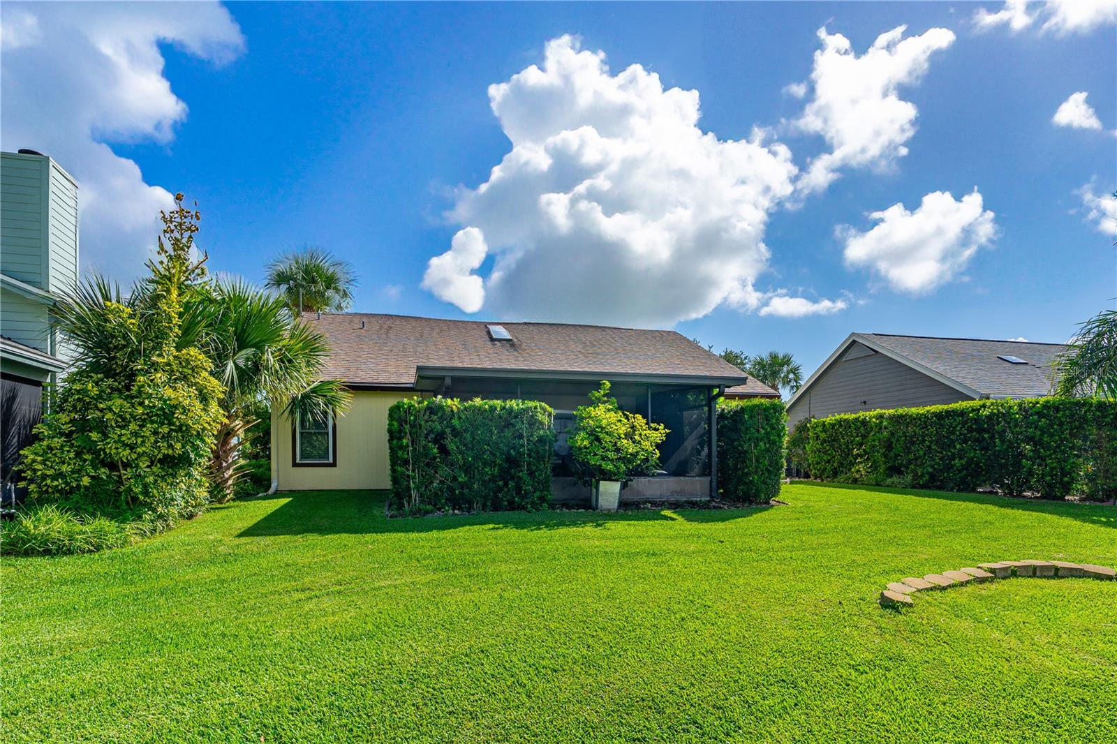 Image 31 of 42 For 767 Pine Shores Circle