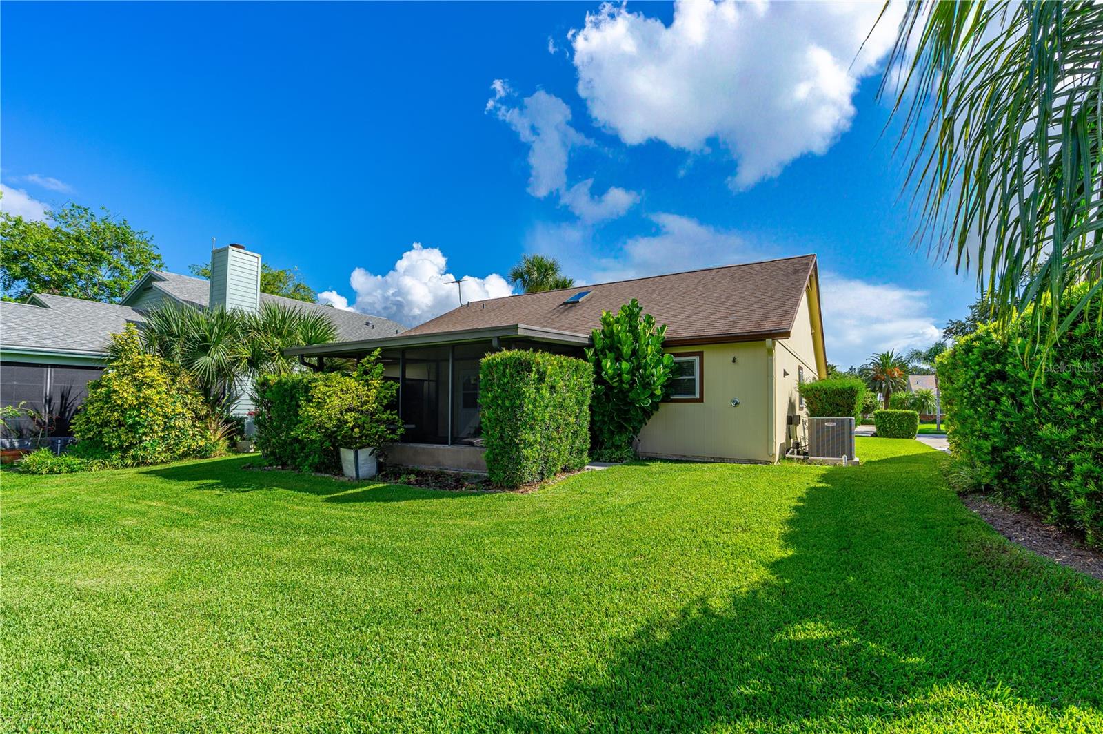 Image 32 of 42 For 767 Pine Shores Circle