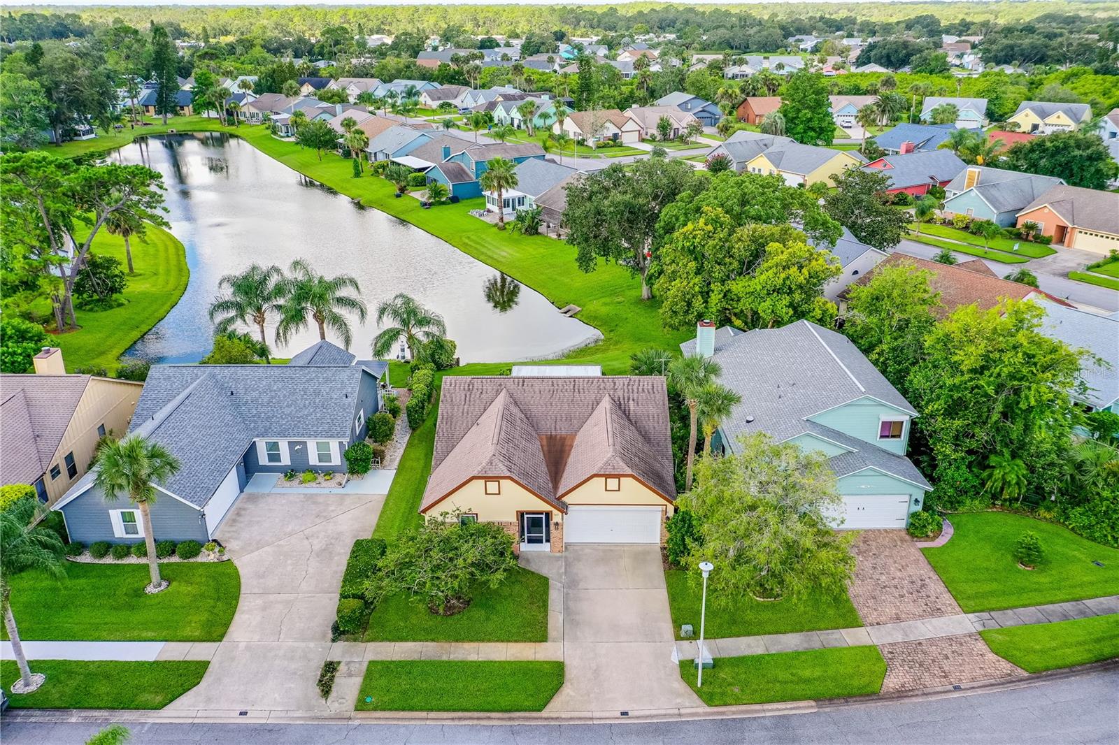 Image 34 of 42 For 767 Pine Shores Circle