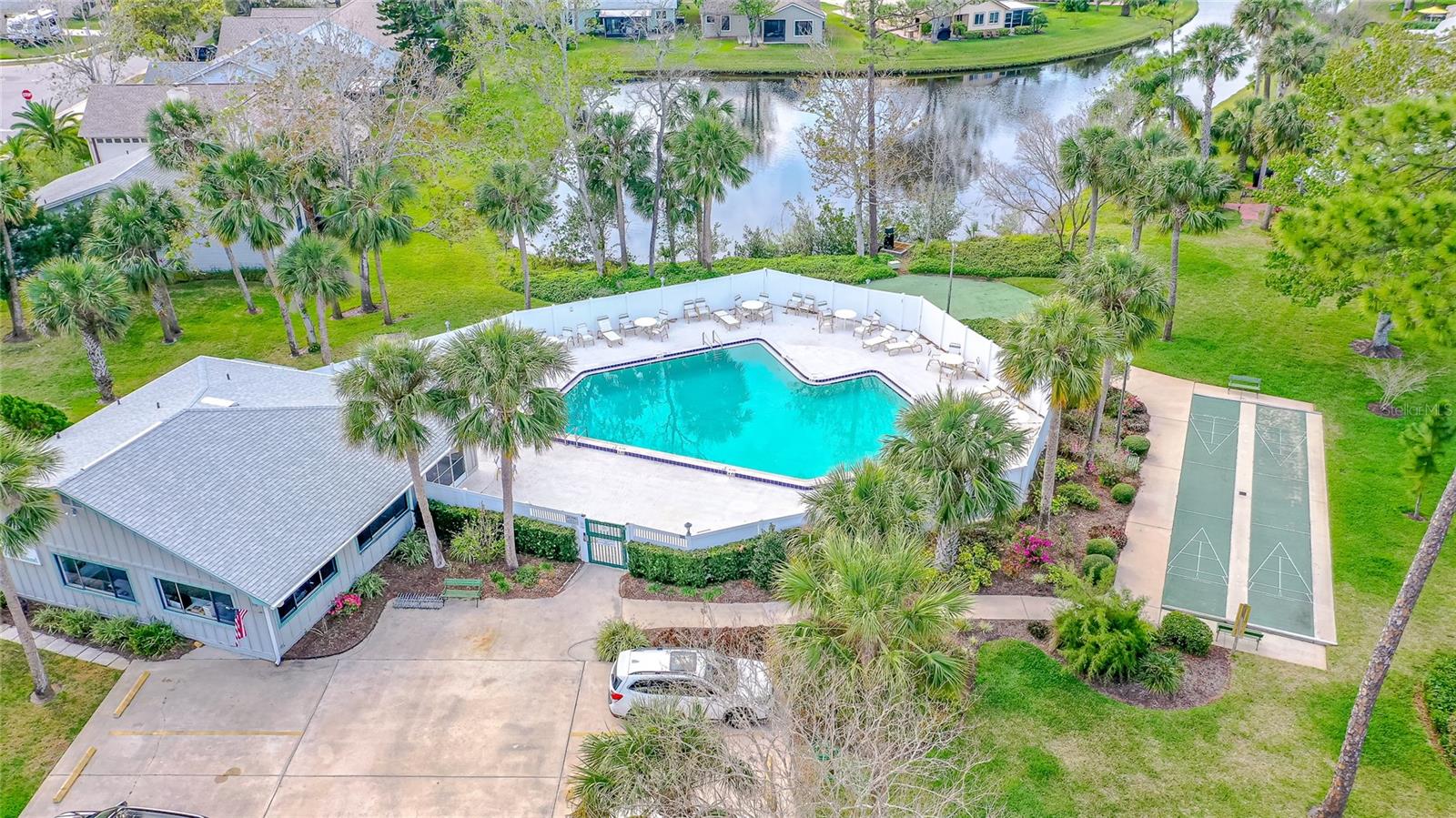 Image 40 of 42 For 767 Pine Shores Circle