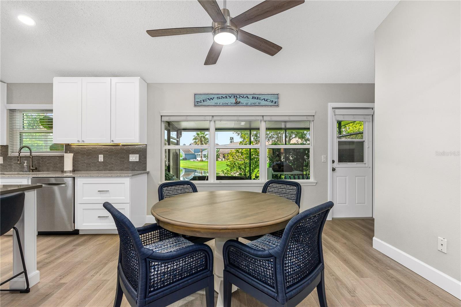 Image 7 of 42 For 767 Pine Shores Circle