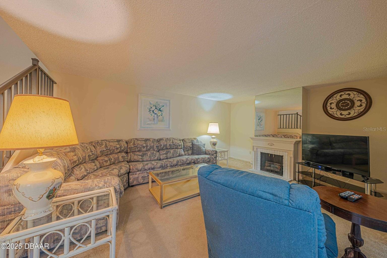 Image 7 of 37 For 4150 Atlantic Avenue 112c