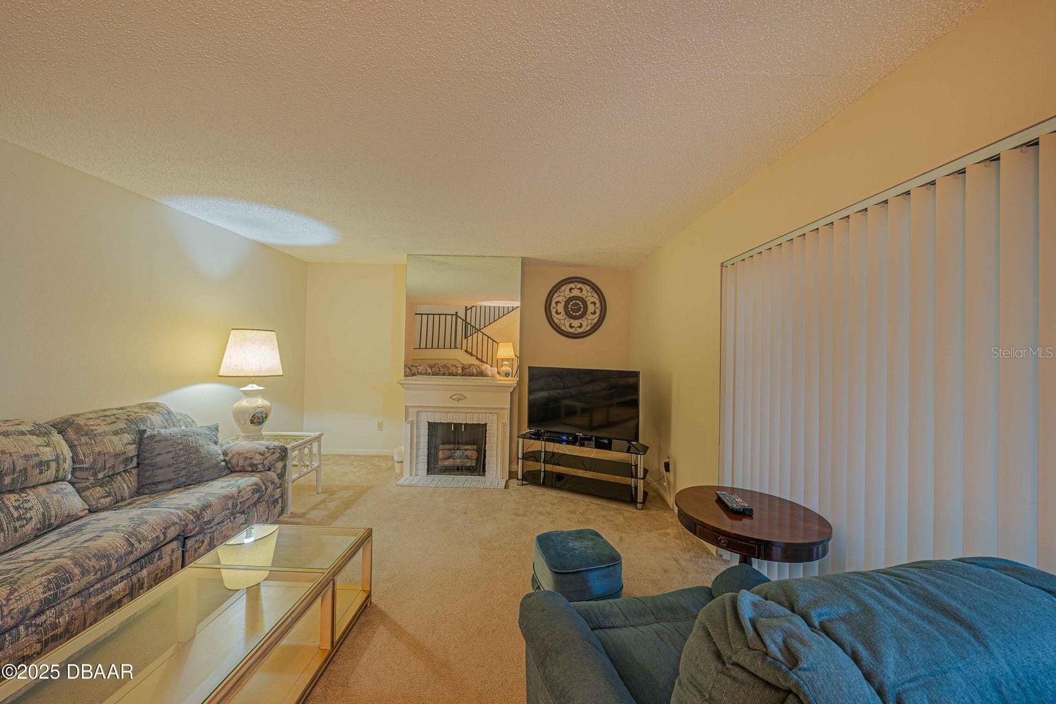 Image 8 of 37 For 4150 Atlantic Avenue 112c