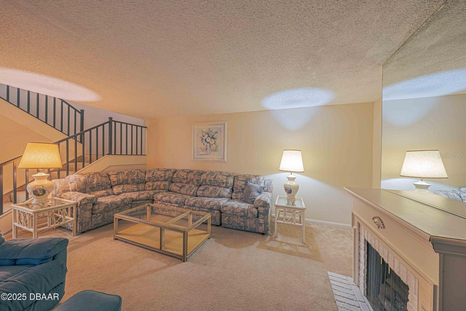 Image 9 of 37 For 4150 Atlantic Avenue 112c