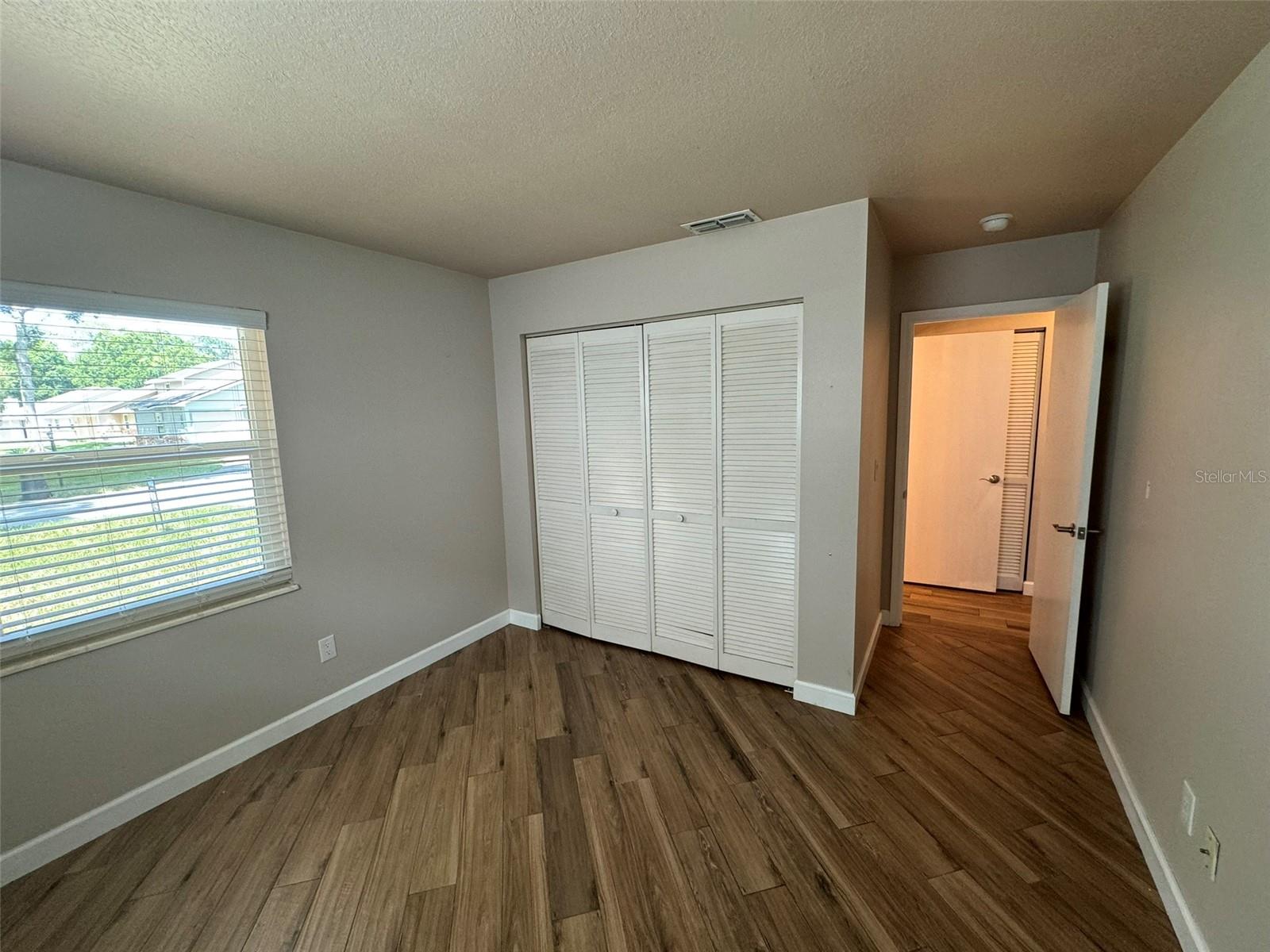 Image 13 of 18 For 240 Bob White Court 2400