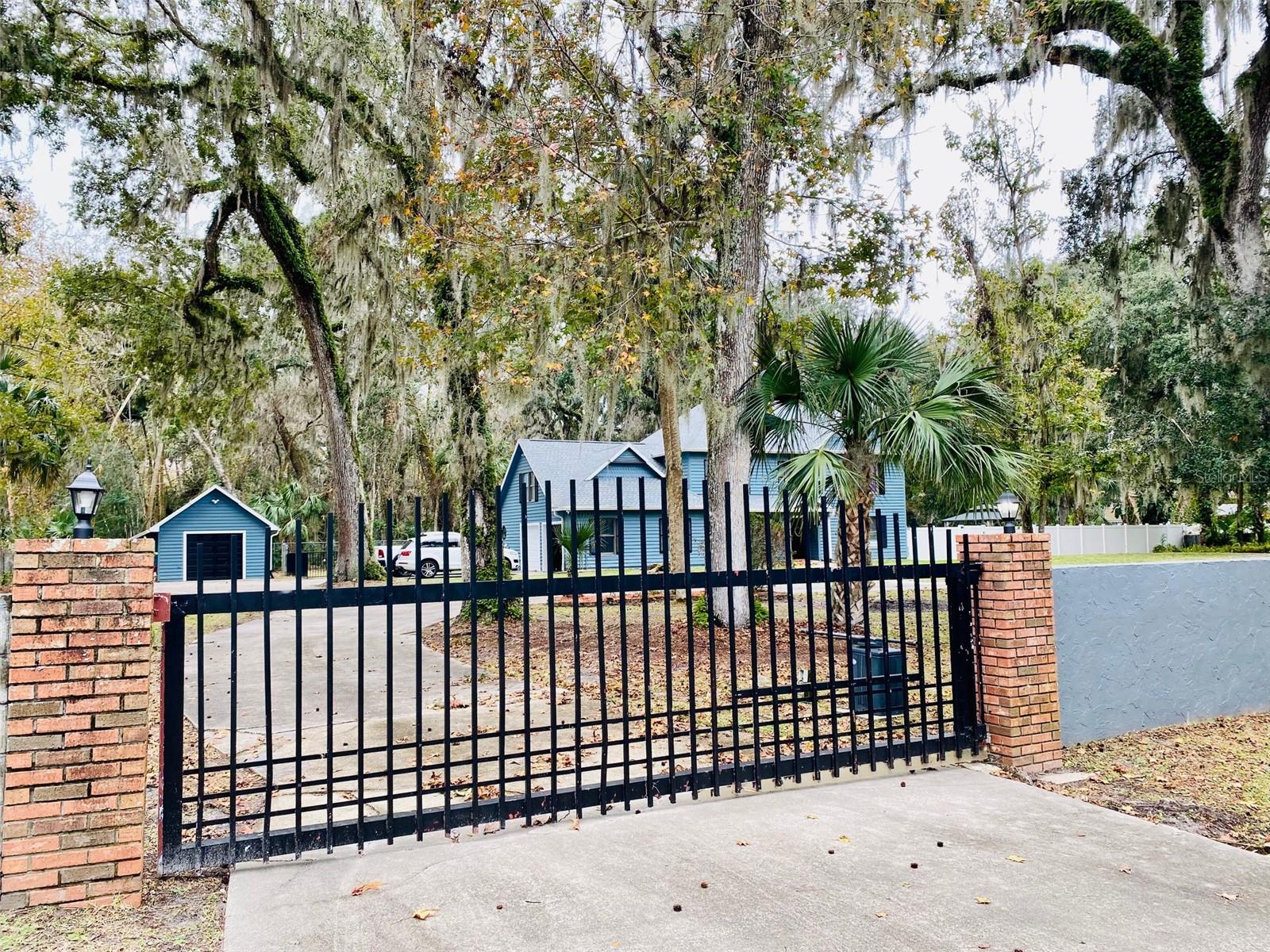 Image 2 of 32 For 472 Wildwood Drive