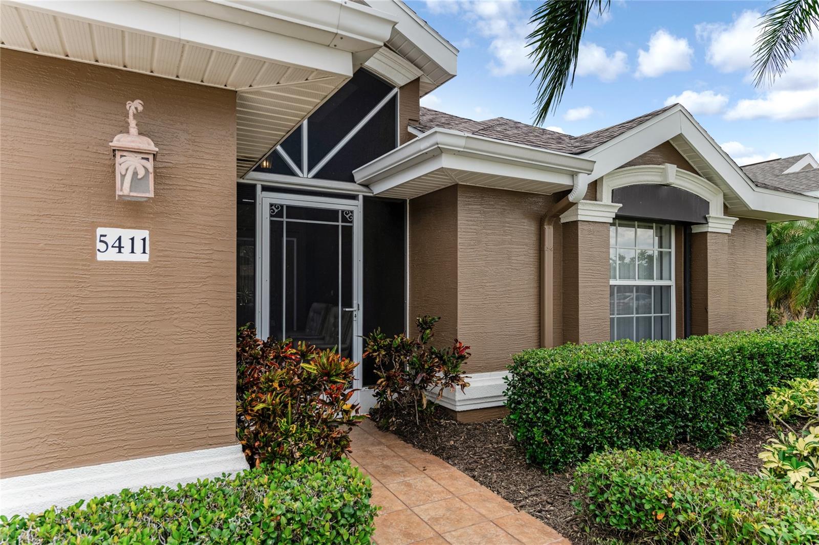 Image 3 of 62 For 5411 Canna Court