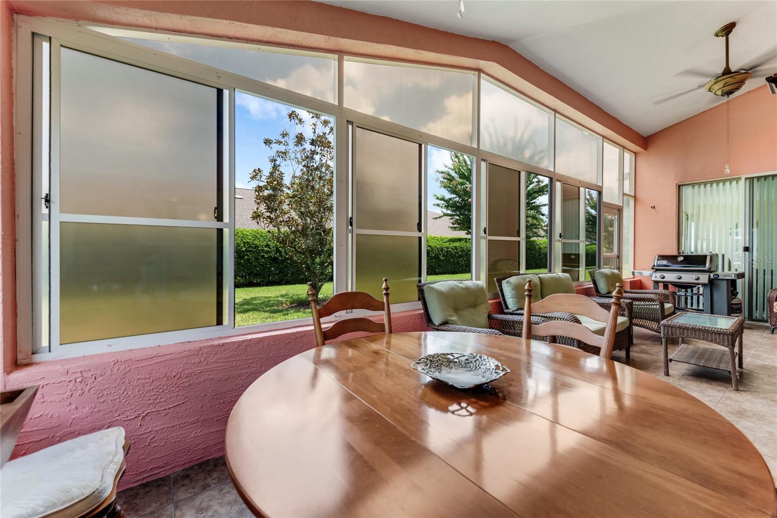 Image 9 of 62 For 5411 Canna Court