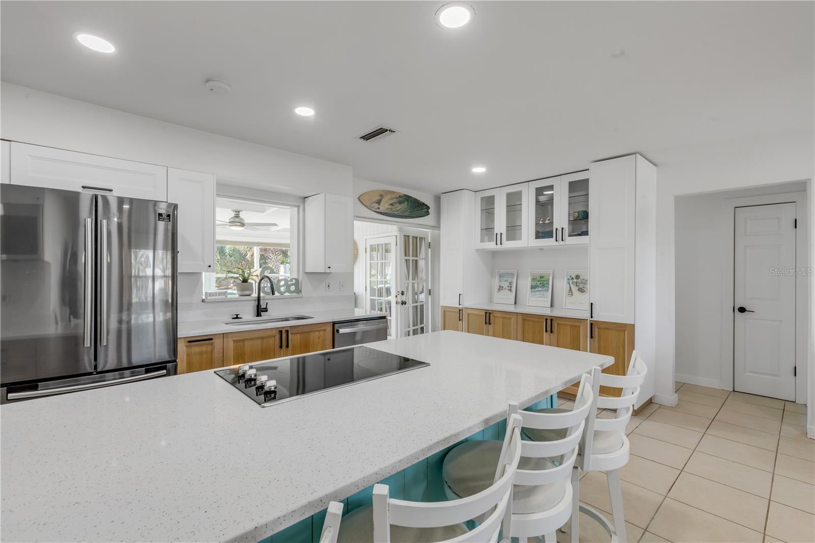 Image 21 of 51 For 835 16th Avenue