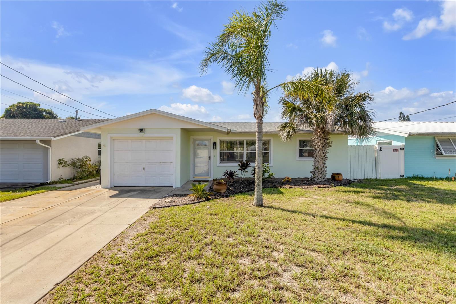Image 3 of 51 For 835 16th Avenue