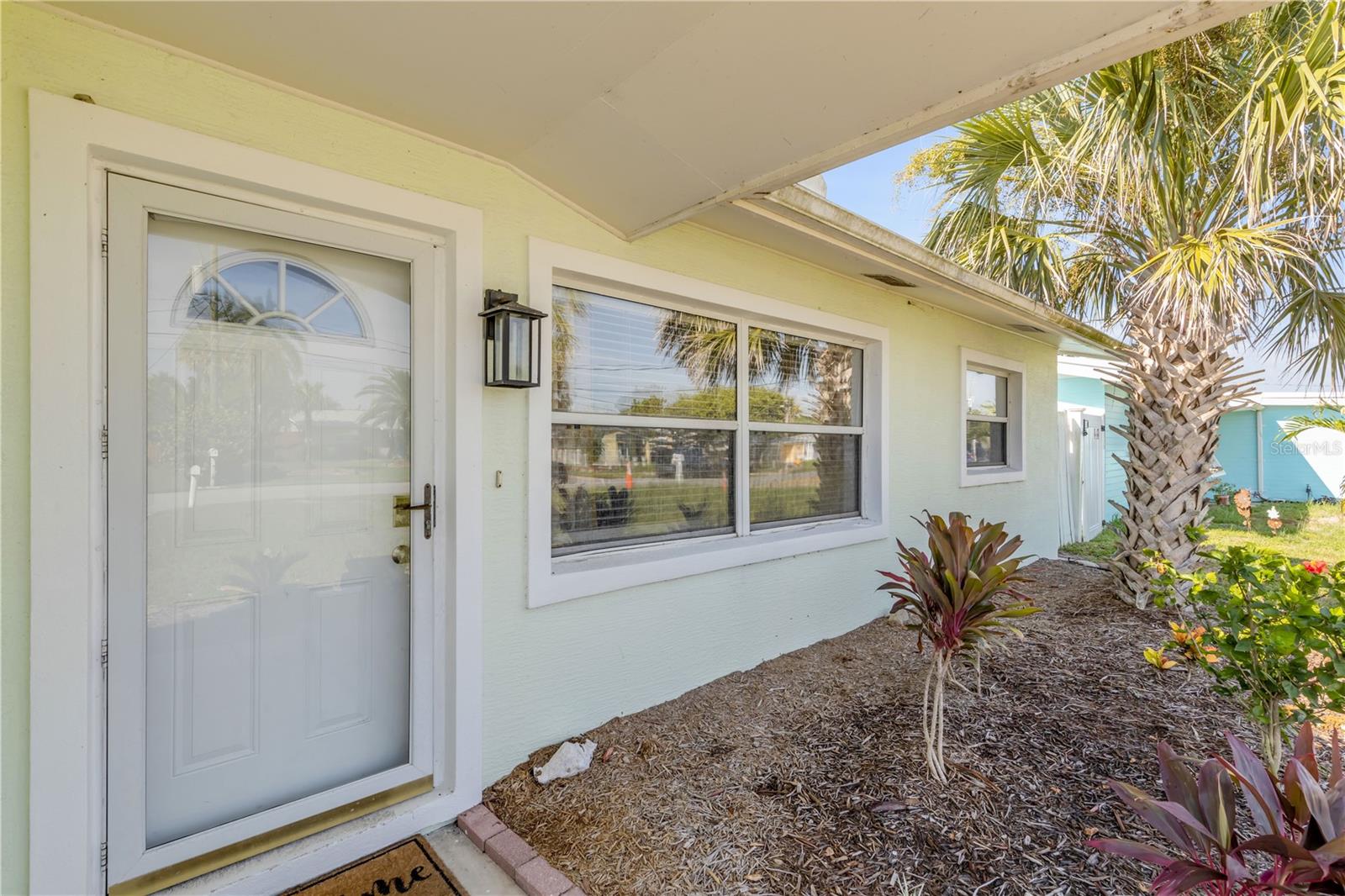 Image 4 of 51 For 835 16th Avenue