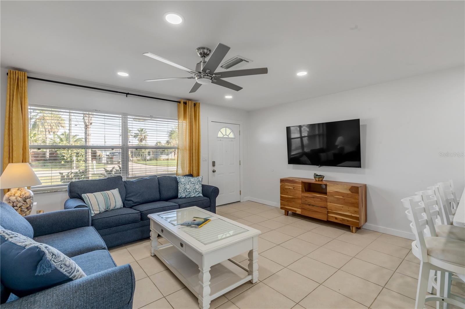 Image 7 of 51 For 835 16th Avenue