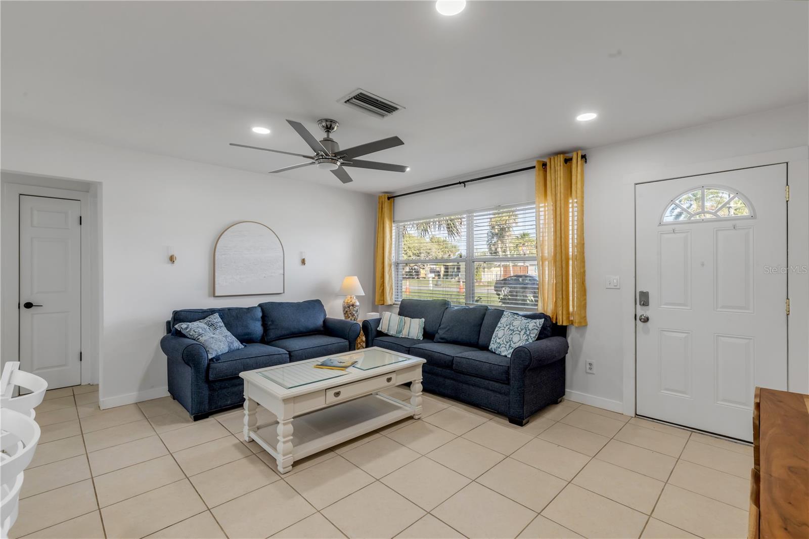 Image 8 of 51 For 835 16th Avenue