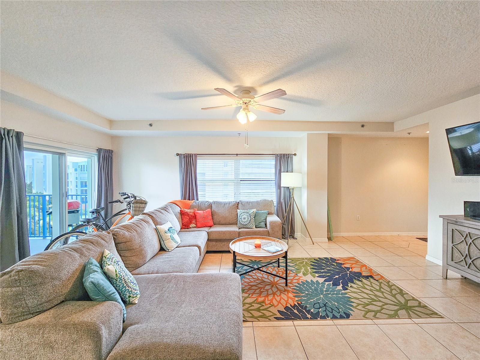 Image 15 of 67 For 5300 Atlantic Avenue 2-507