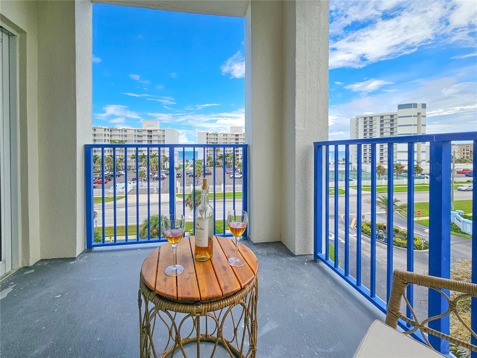 Image 35 of 67 For 5300 Atlantic Avenue 2-507