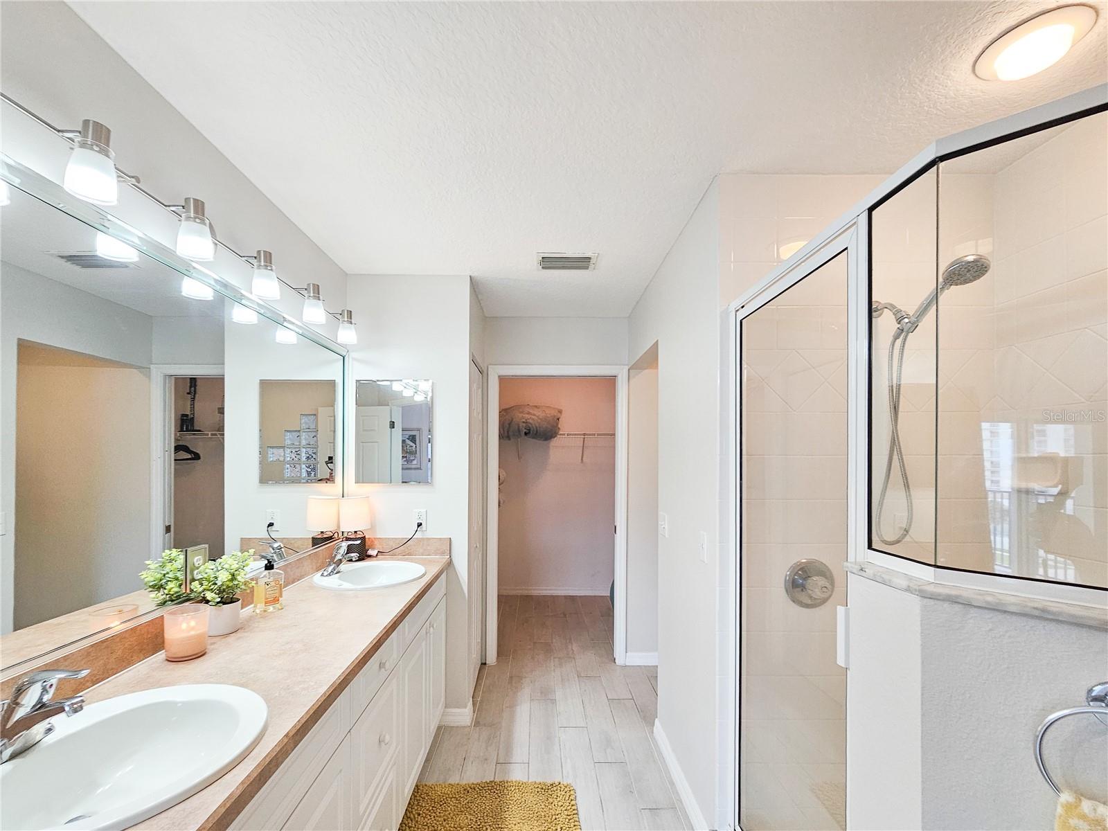 Image 38 of 67 For 5300 Atlantic Avenue 2-507