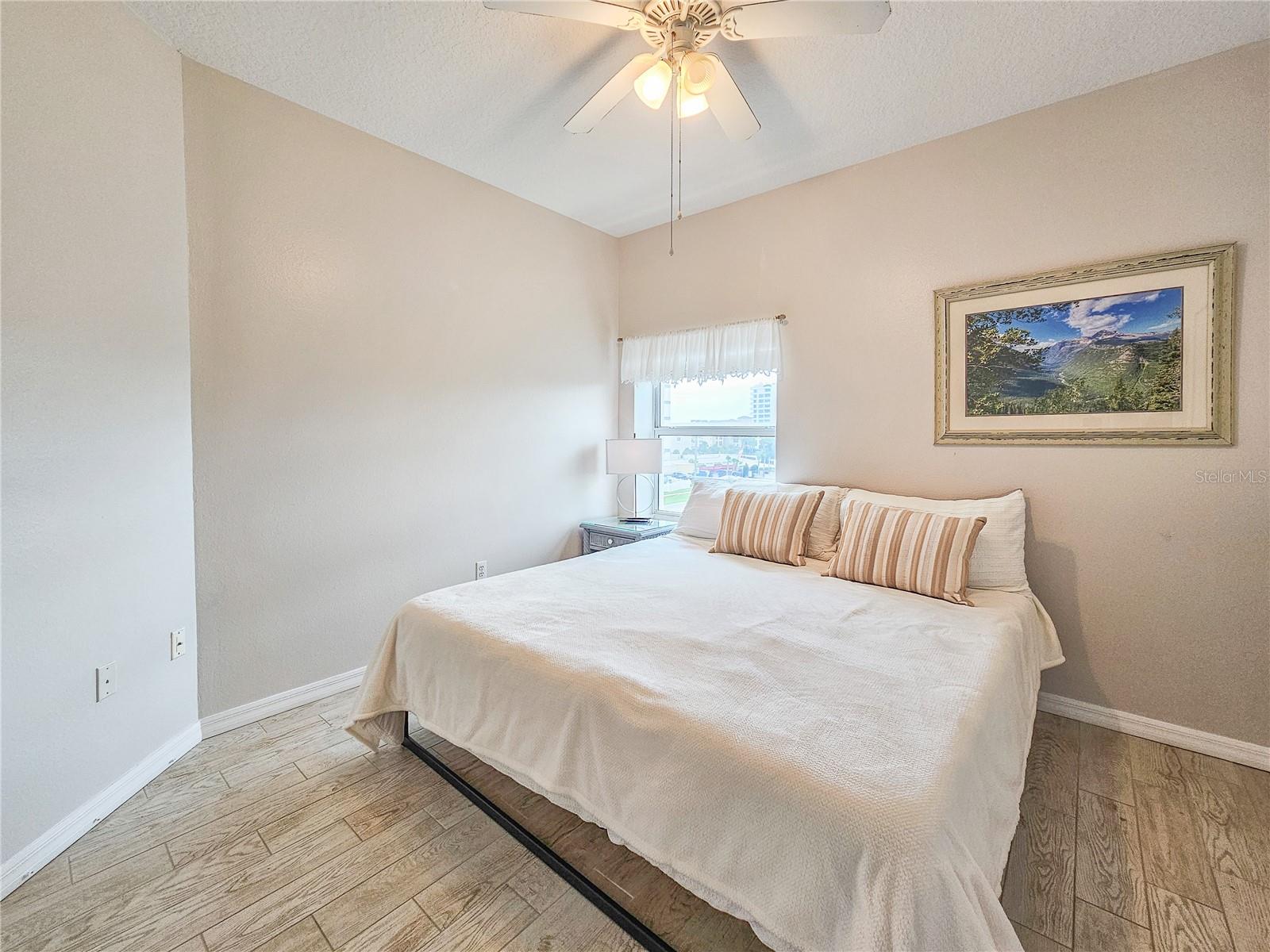 Image 45 of 67 For 5300 Atlantic Avenue 2-507
