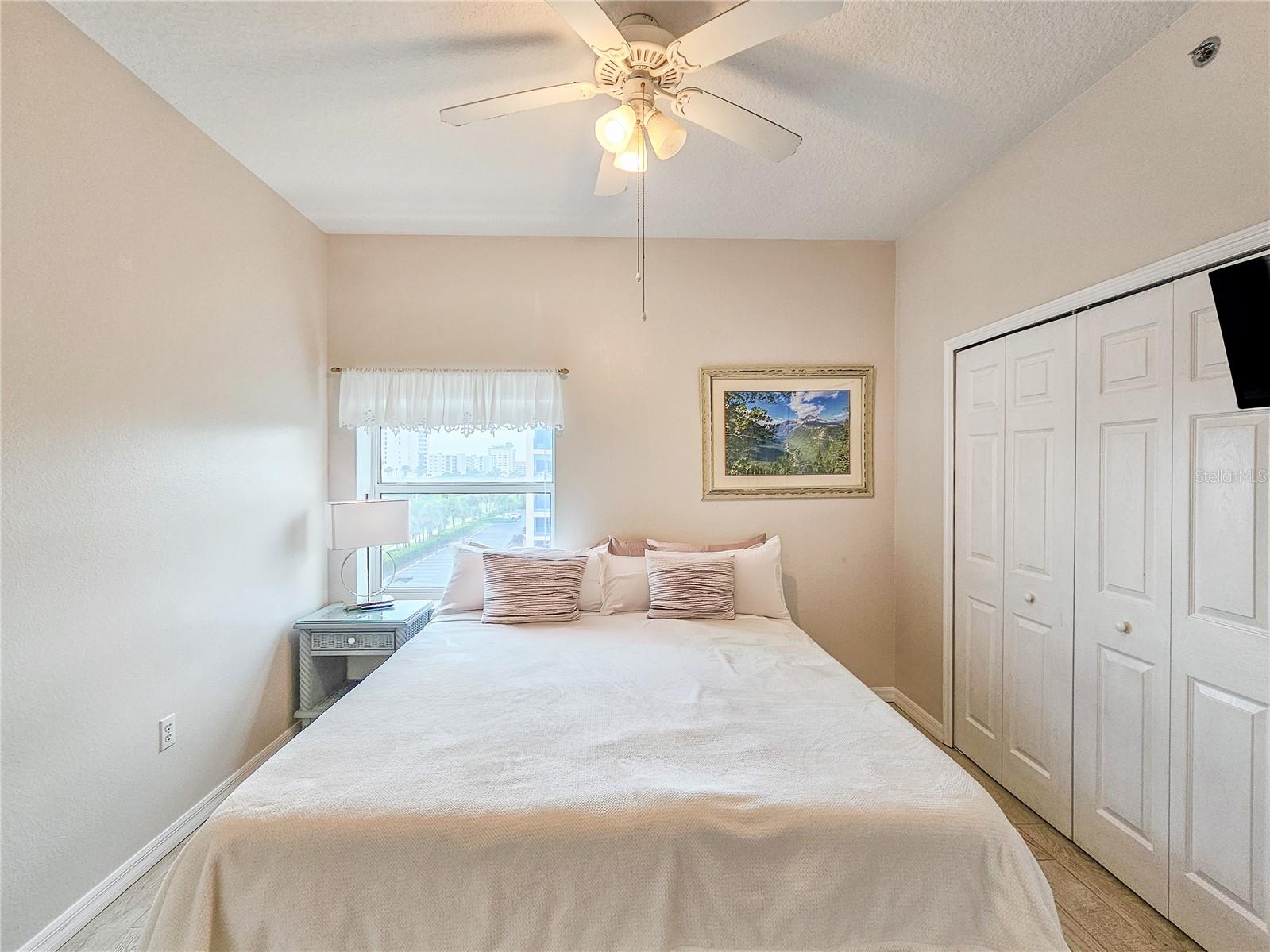 Image 46 of 67 For 5300 Atlantic Avenue 2-507