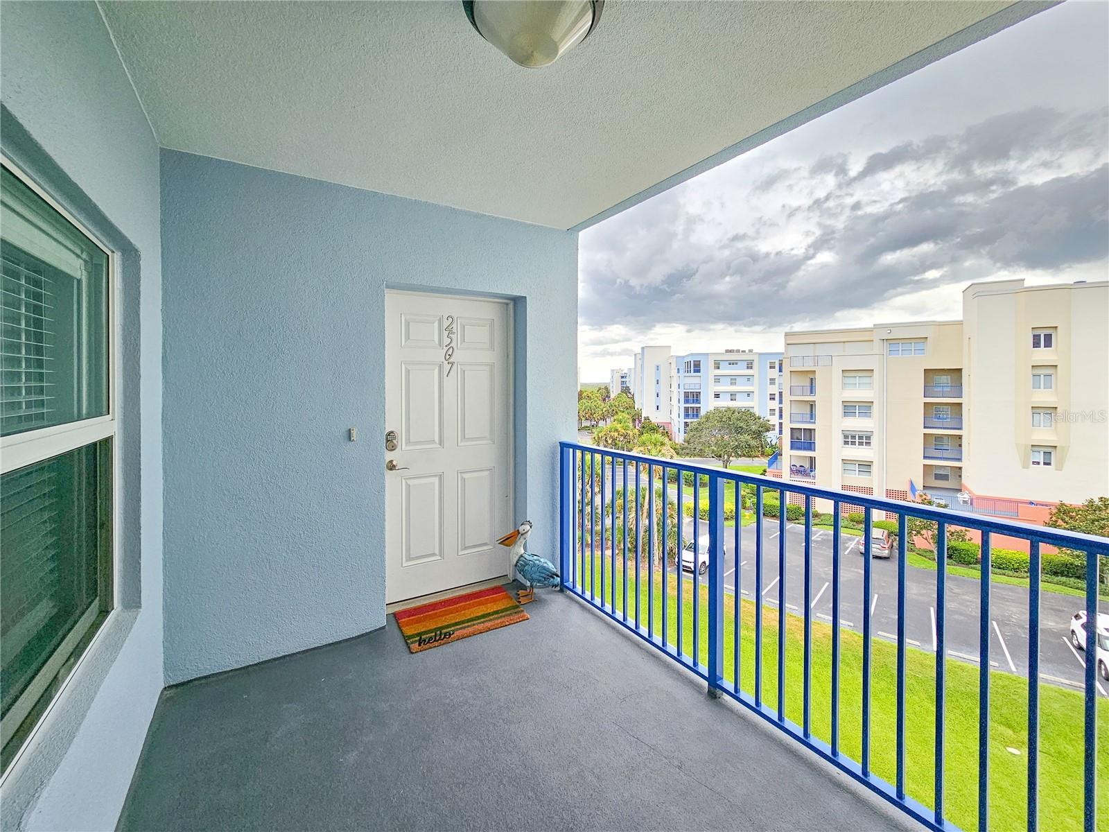 Image 6 of 67 For 5300 Atlantic Avenue 2-507