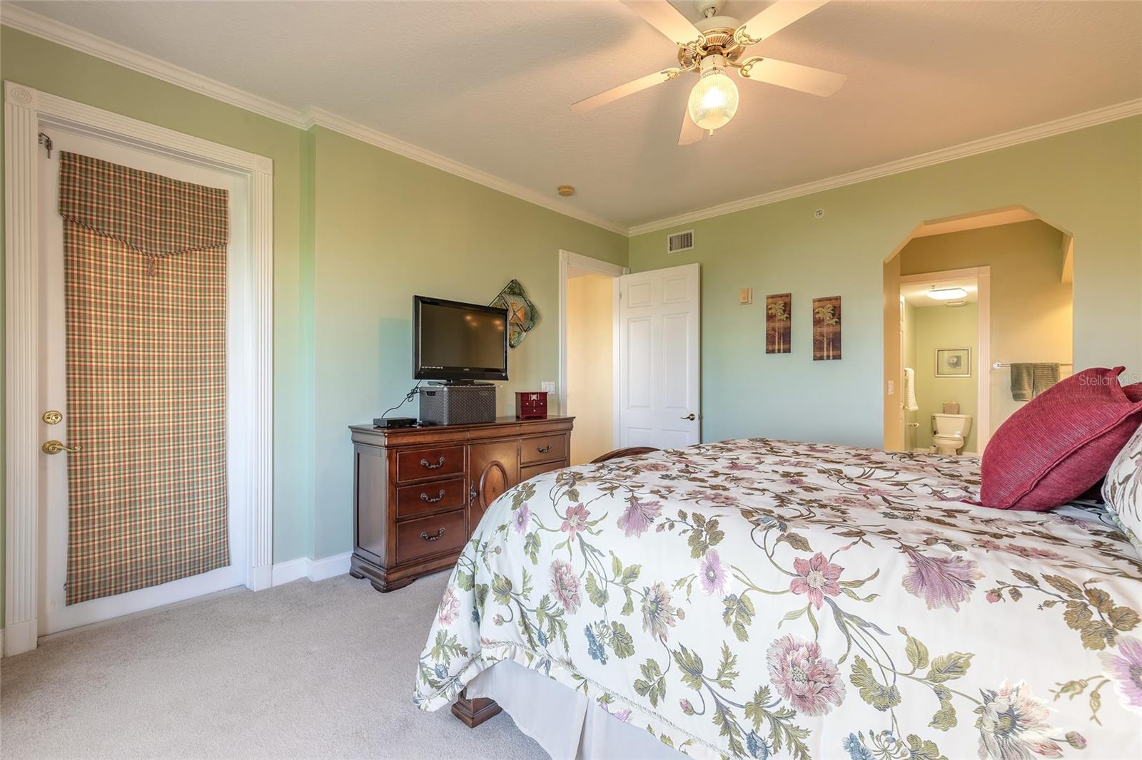Image 22 of 60 For 4672 Riverwalk Village Court 8402