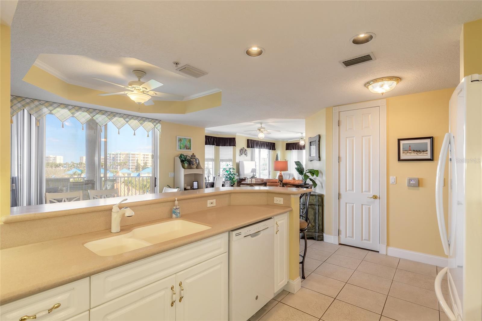 Image 6 of 60 For 4672 Riverwalk Village Court 8402